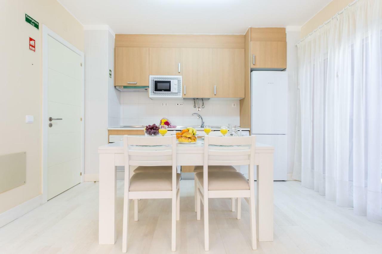 פורטימאו Litoral Mar Dream 17, Beach Front, Free Wi-Fi, Private Parking, Pool מראה חיצוני תמונה